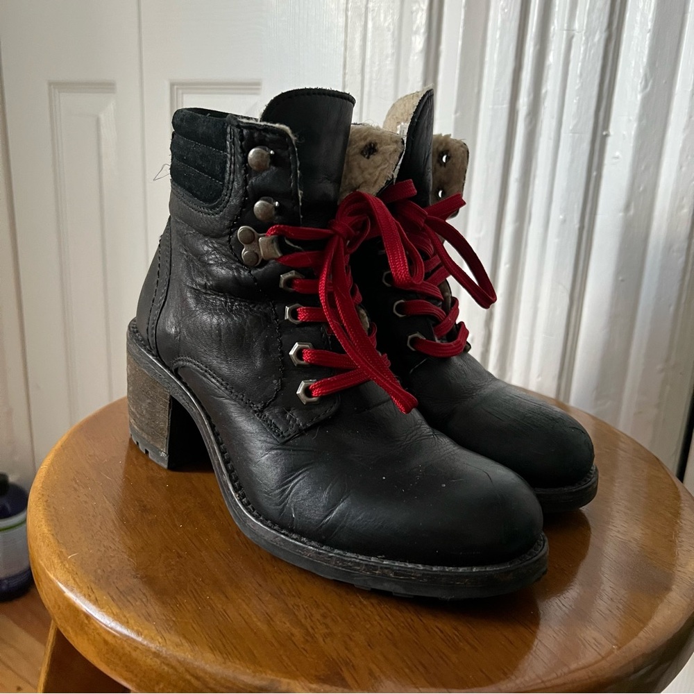ALDO Chunky Heeled Boots (Lined)